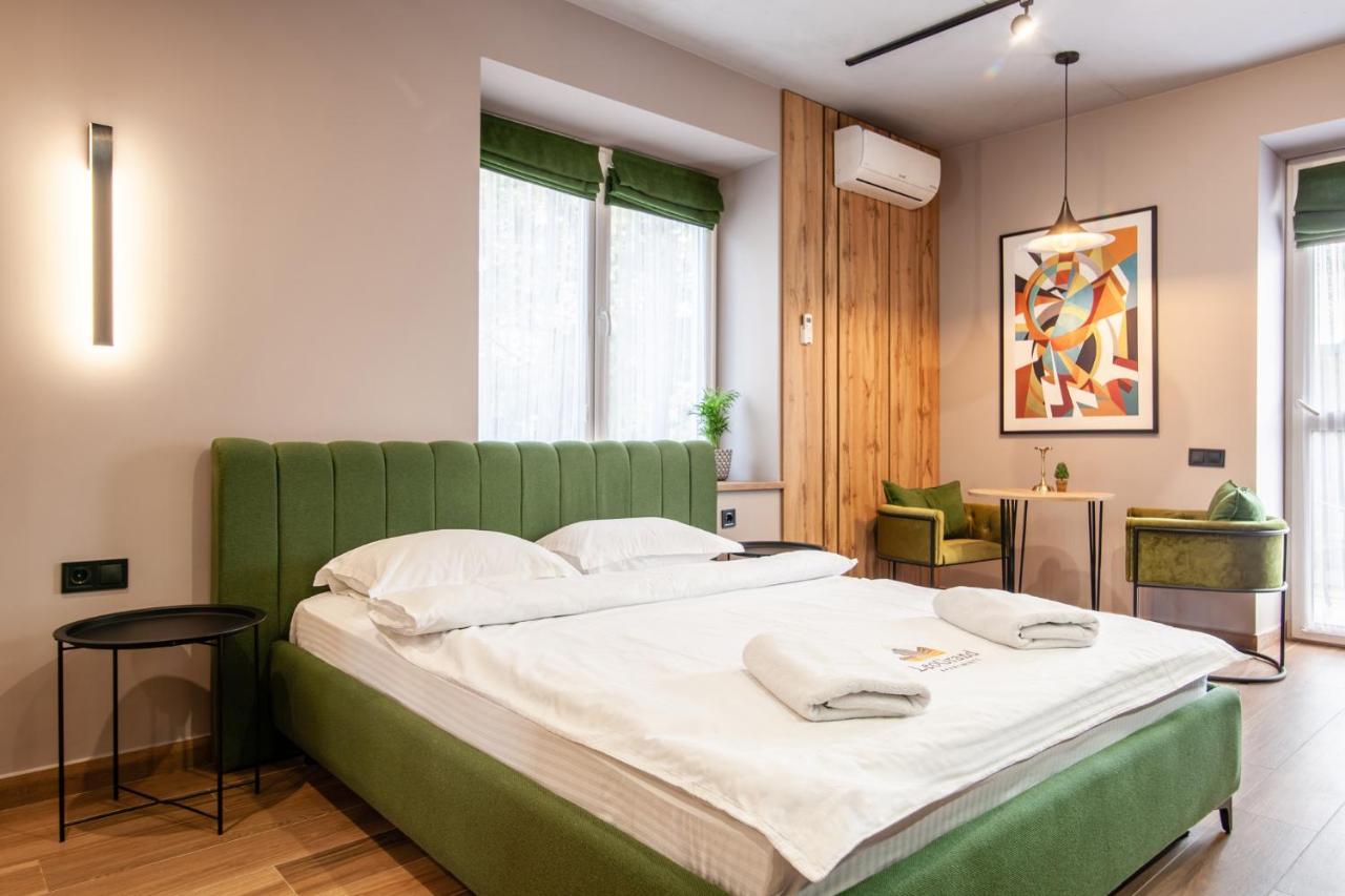 Leogrand Apartments On Shevchenka 38-1 Lviv Ngoại thất bức ảnh